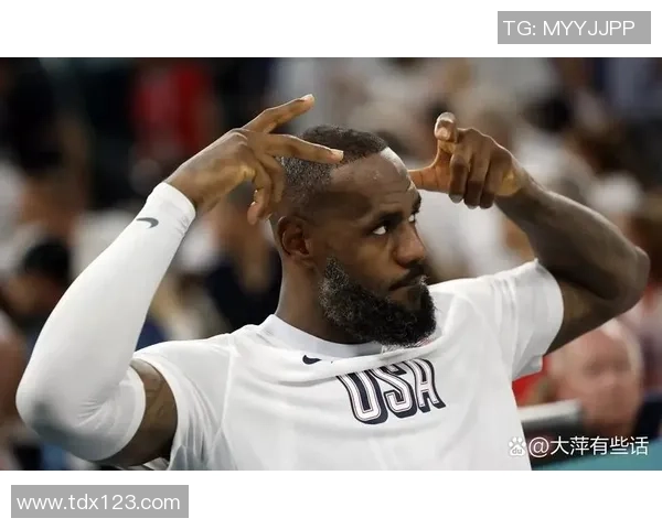 詹姆斯：从篮球传奇到社会影响力的多重身份探索与人生哲学